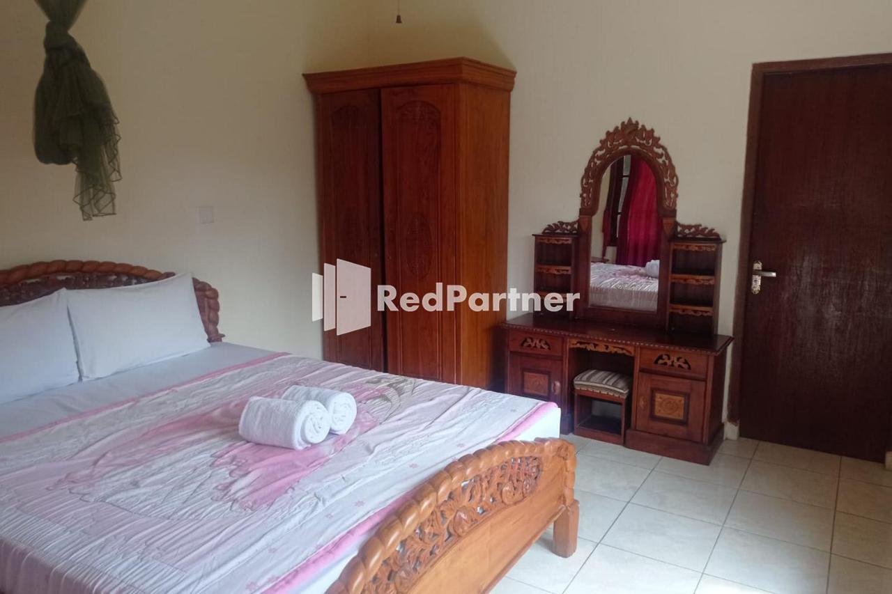 Gusti Home Stay Ubud Екстер'єр фото