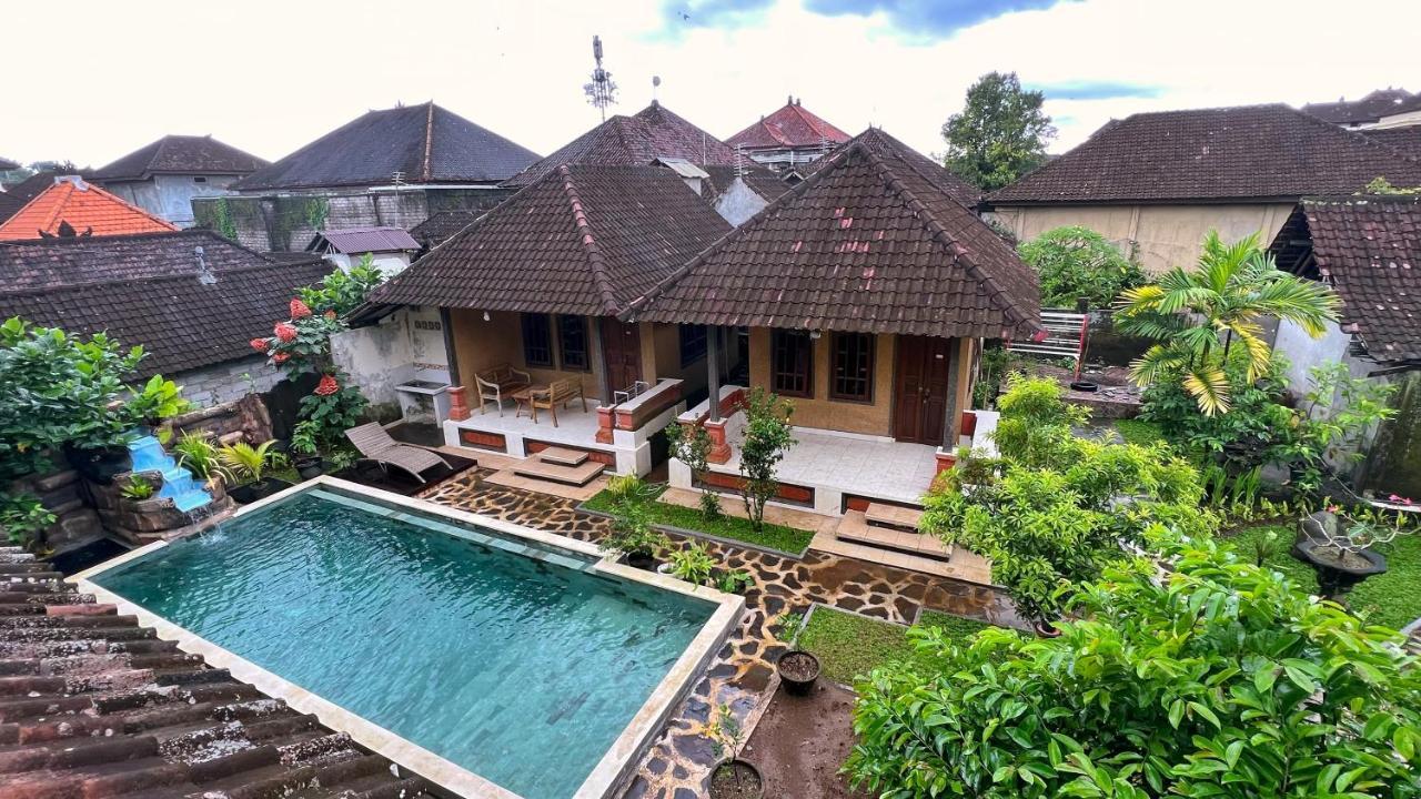 Gusti Home Stay Ubud Екстер'єр фото